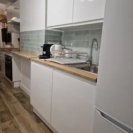 Carnot T2 - 4p Apartment